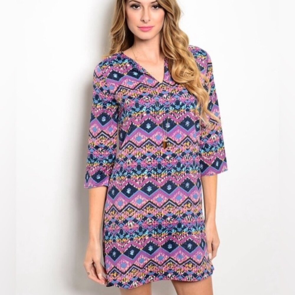 EVERLY USA‎ 🇺🇸 Made ST. DR4275N Notch V Neck Shift Dress Purple Tile Print XS
